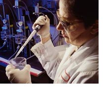 印染用尿(niao)素生産廠家