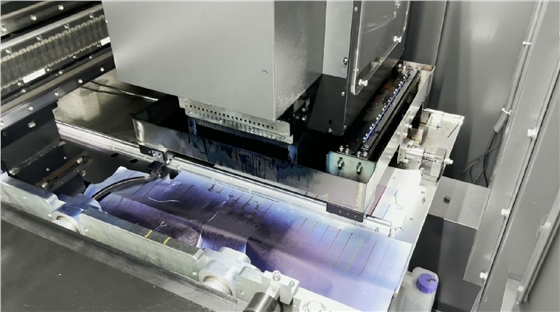 直噴(pēn)數碼印花(hua)機如何抽(chou)取廢墨?