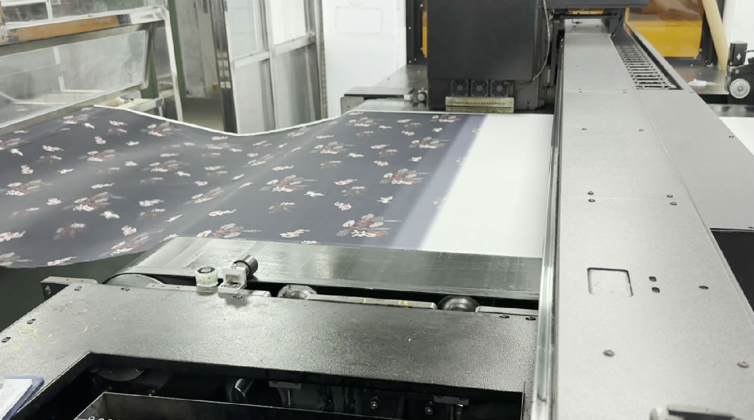 數(shù)碼印花(huā)機步進(jìn)校準的(de)步驟