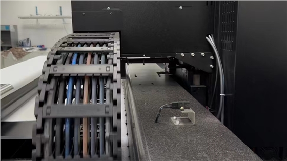 長(zhang)期不使(shi)用數碼(ma)印花機(ji)有什麽(me)影響?